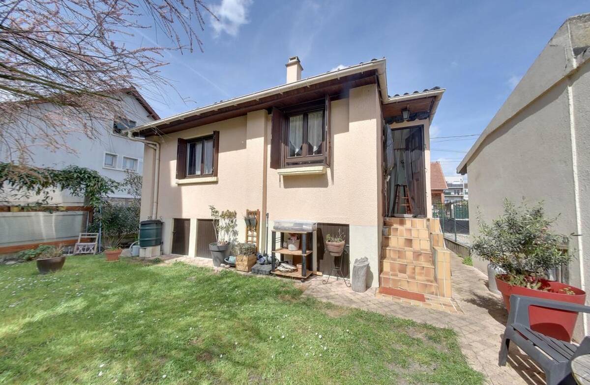 Maison à VILLEPINTE