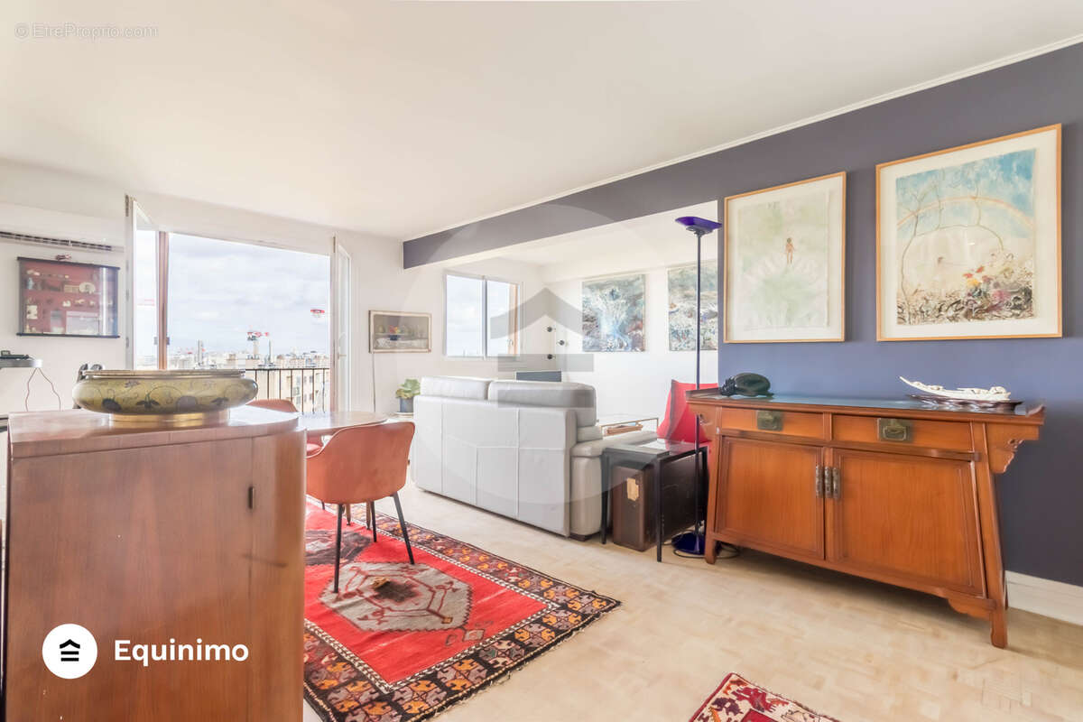 Appartement à PARIS-15E