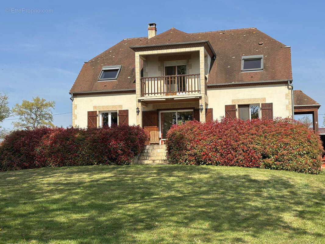 Maison à AUTRY-ISSARDS