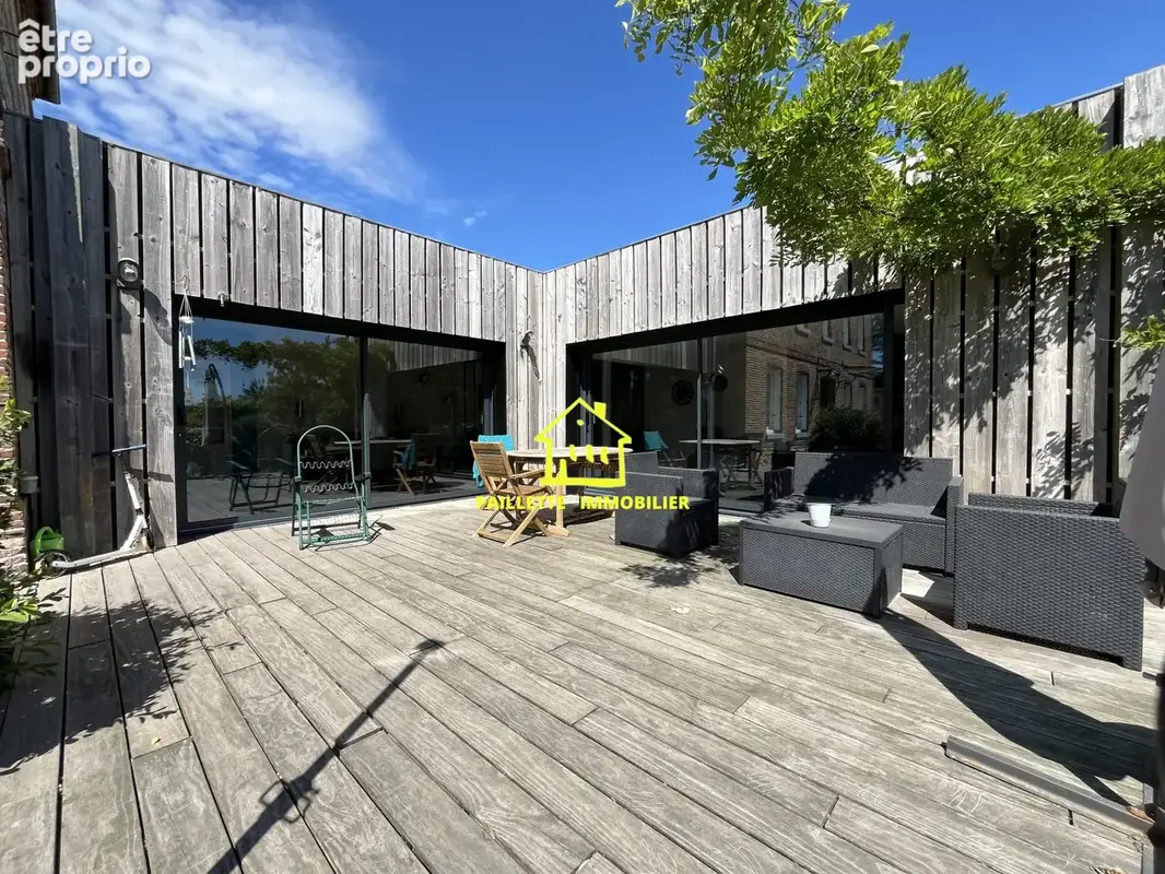 Maison 6 pièces 212 m² à vendre à Saint-Eustache-La-Foret (76210) - photo 2