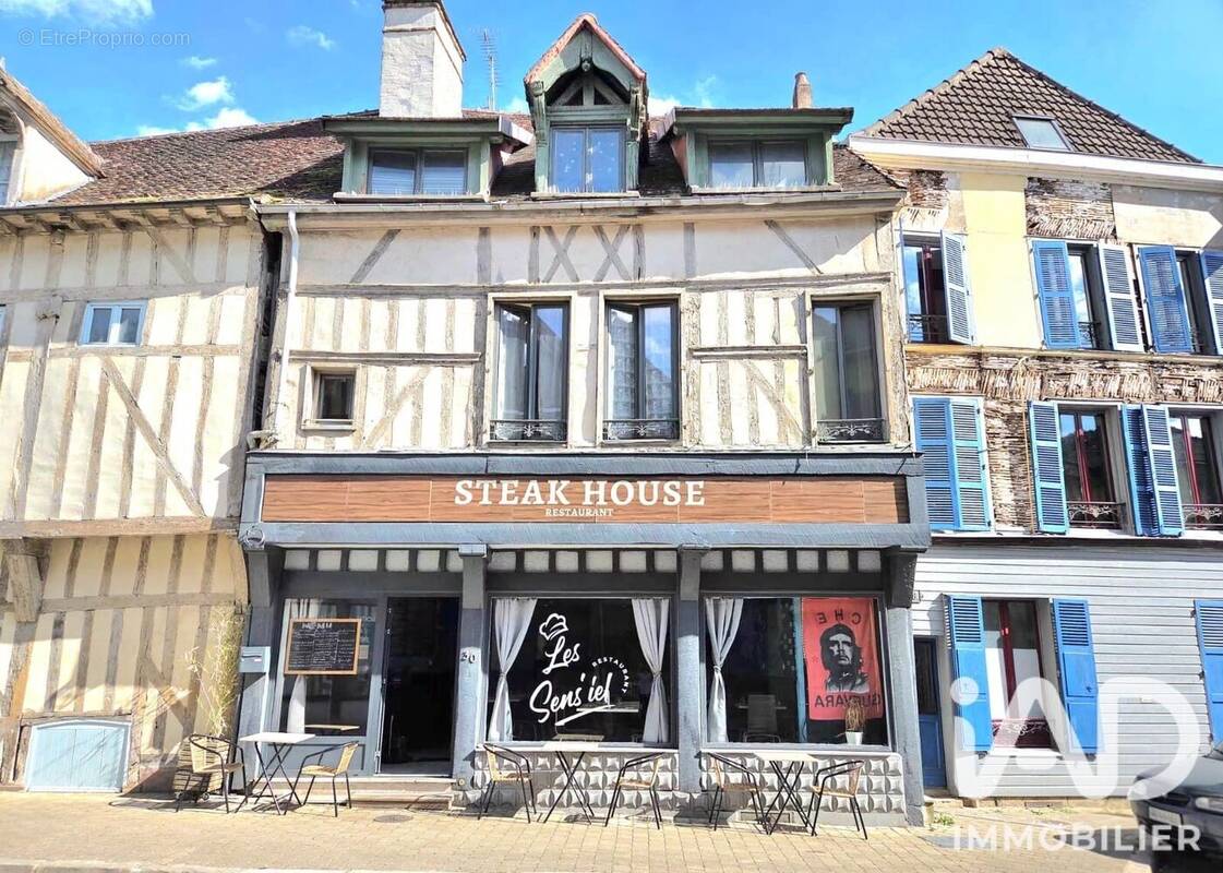Photo 1 - Commerce à TROYES