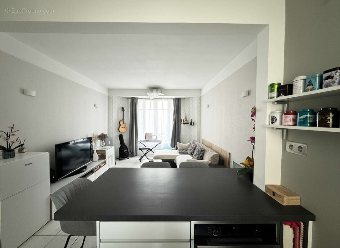 Appartement à ENGHIEN-LES-BAINS