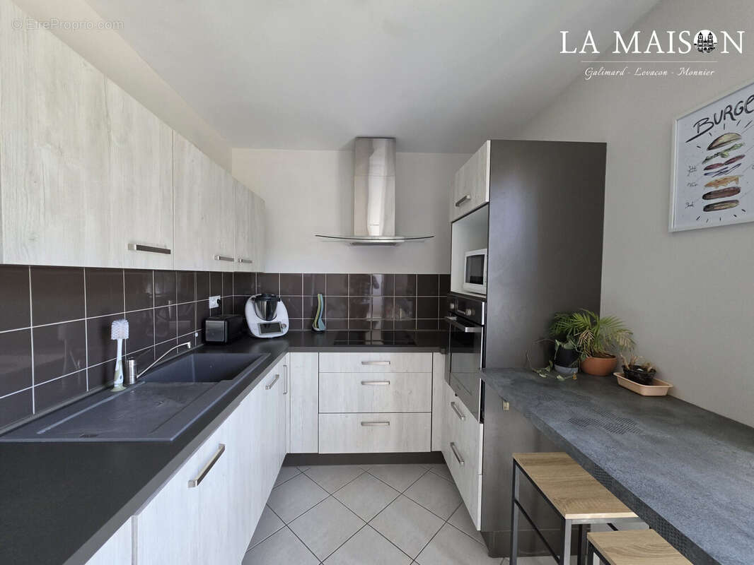 Appartement à CHEVIGNY-SAINT-SAUVEUR