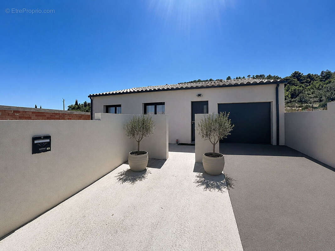 Maison Lezignan Corbieres 4 pièce(s) 87 m2 - photo 11