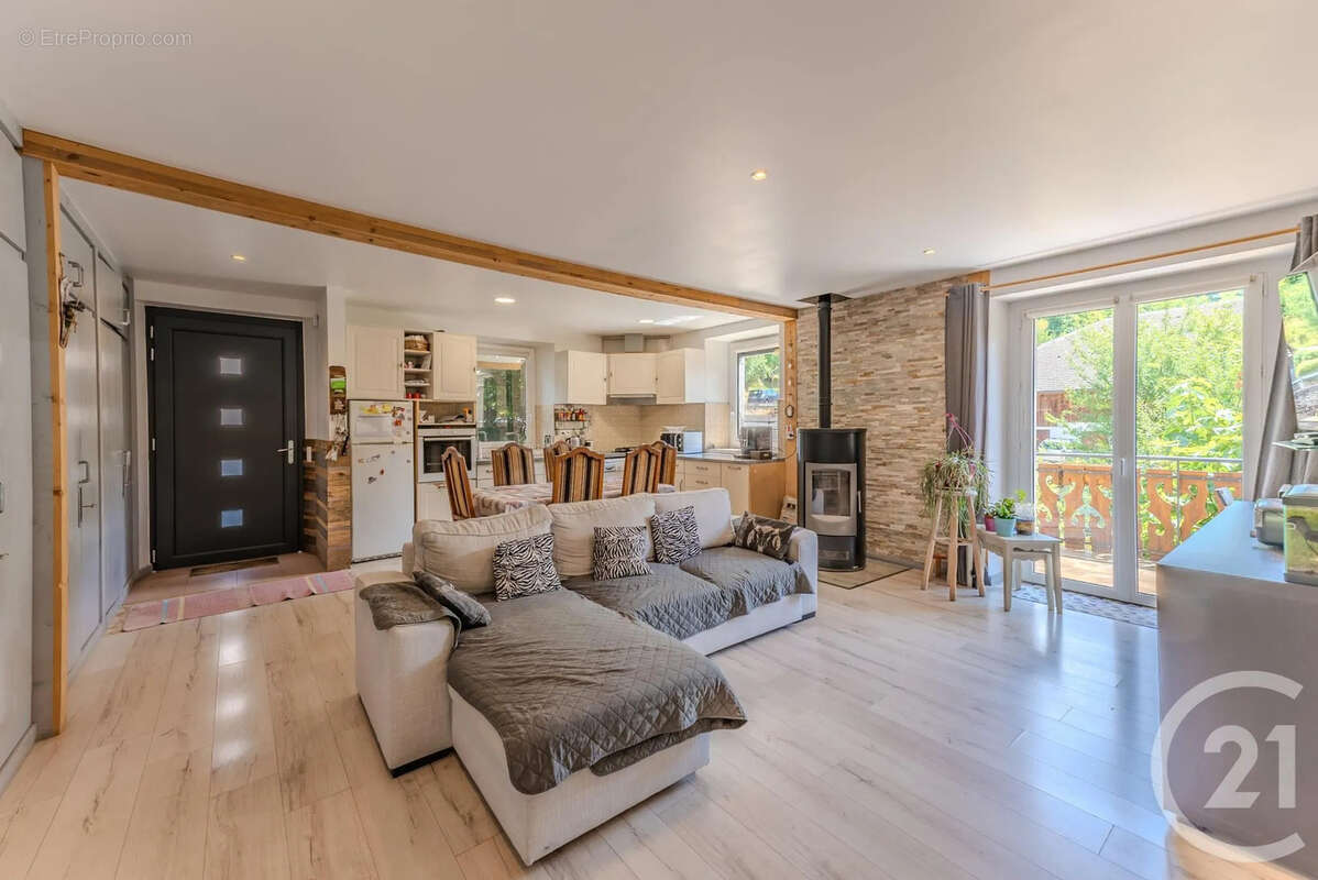 Maison à VACHERESSE