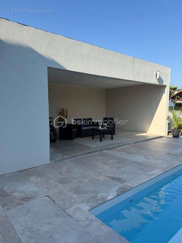 Maison à VILLEFONTAINE