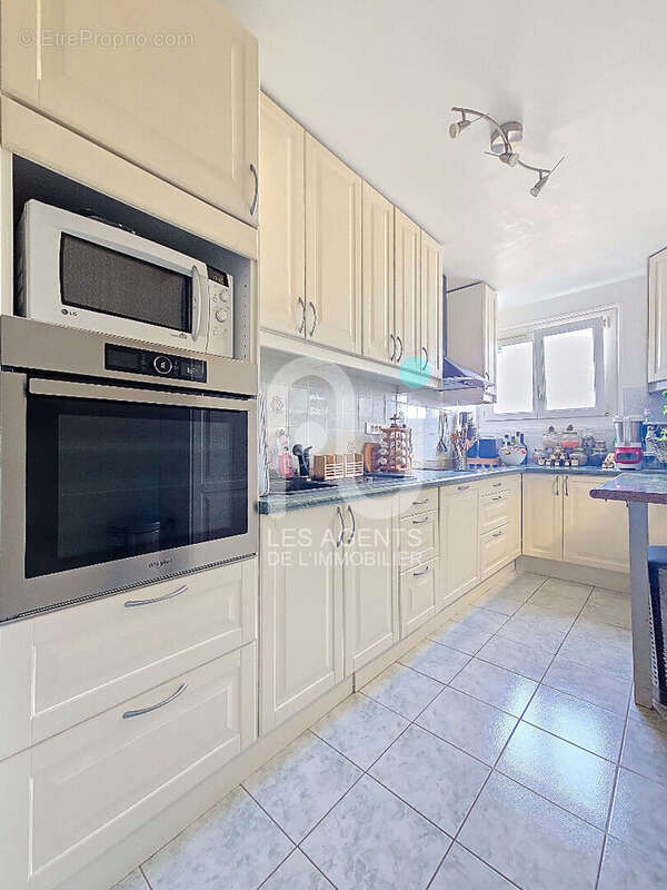 Appartement à ASNIERES-SUR-SEINE