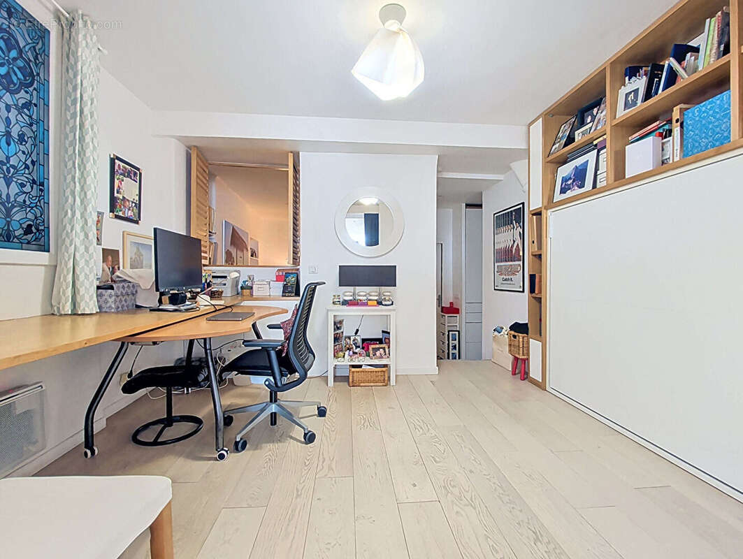 Paris 2ème - Quartier Bourse  - 85 m²  - Calme & lumière - photo 9