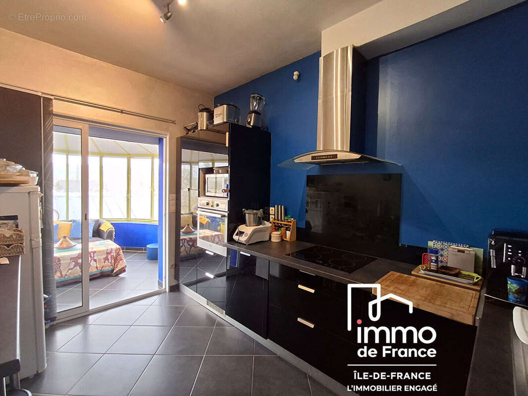 Maison à FRENEUSE