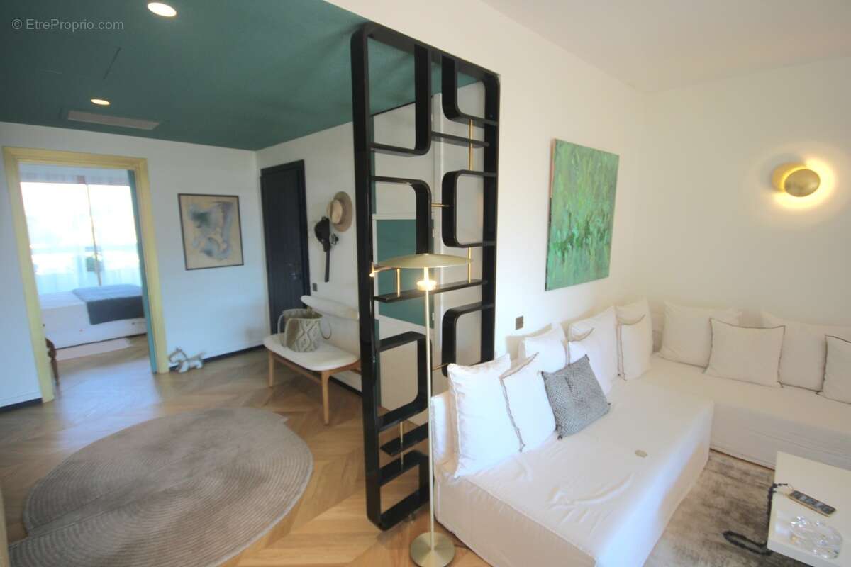 Appartement à MARSEILLE-8E