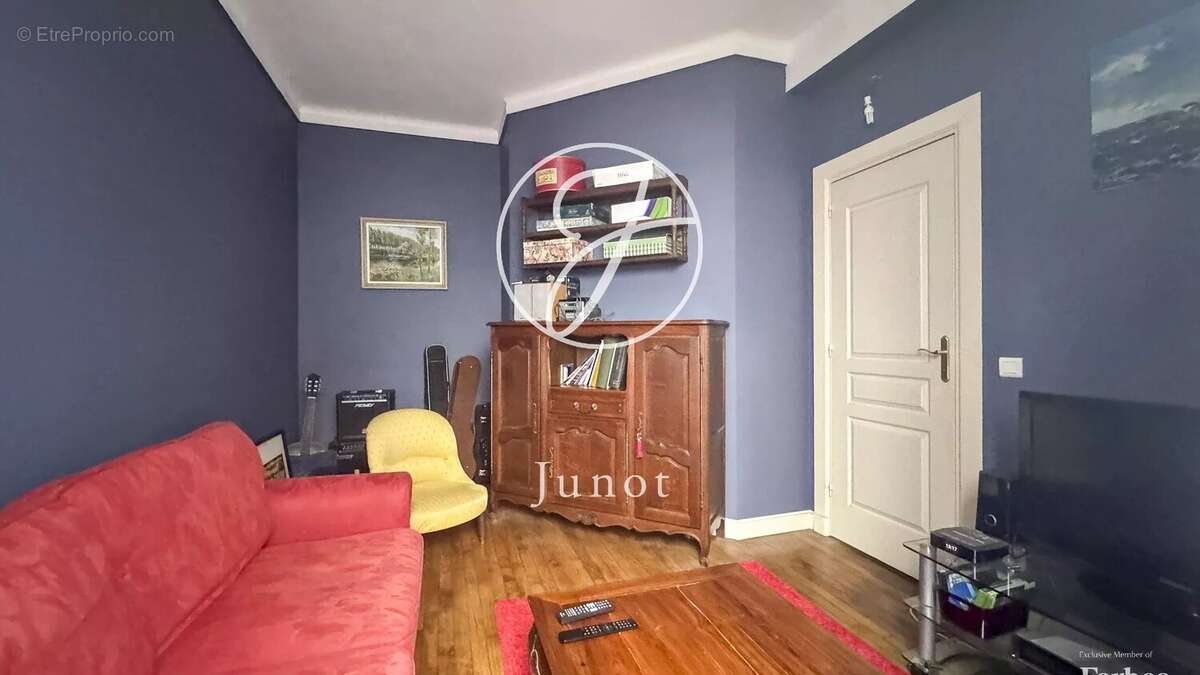 Appartement à LA MADELEINE