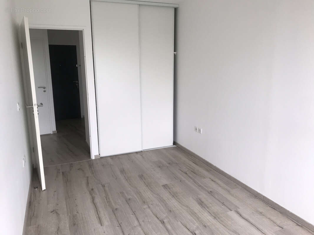 Clairmarais gare centre - appartement moderne type 3 de  75m2 + terrasse  24m2 + parking - photo 10