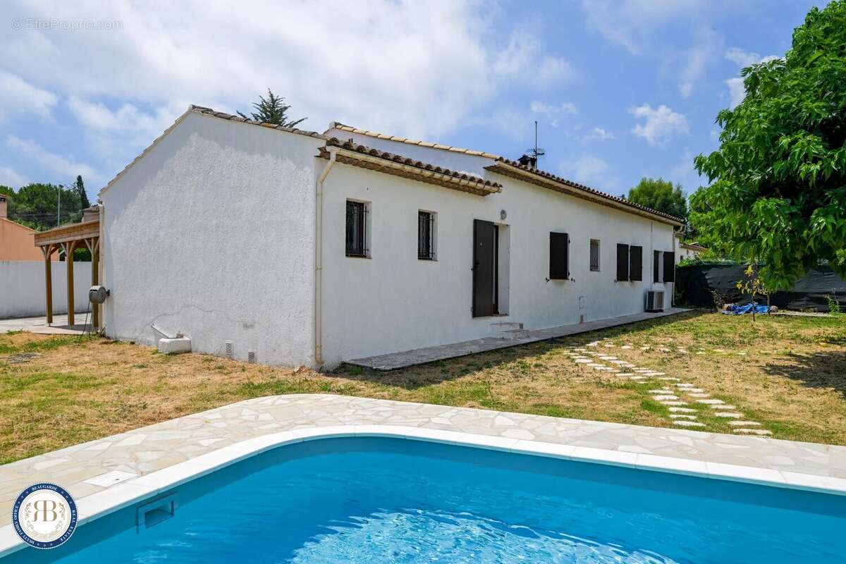 Maison à MOUGINS