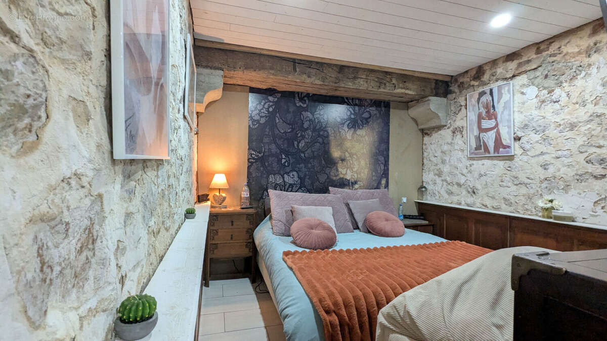 Appartement à L'ETANG-BERTRAND