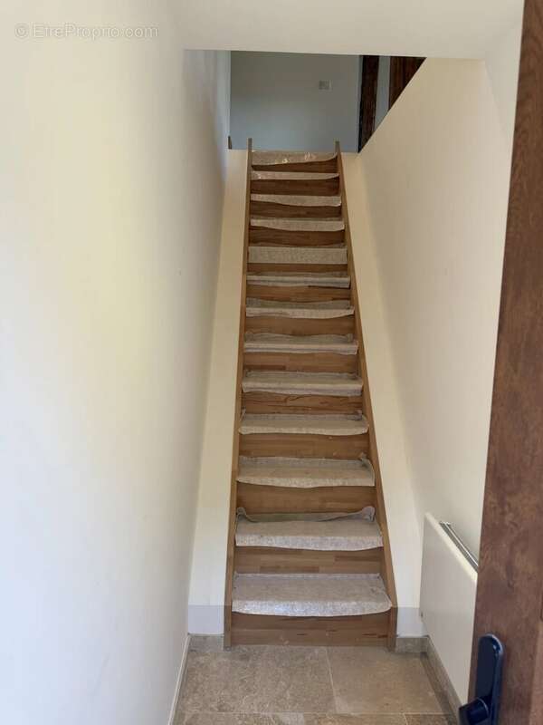 Appartement à LA PERRIERE