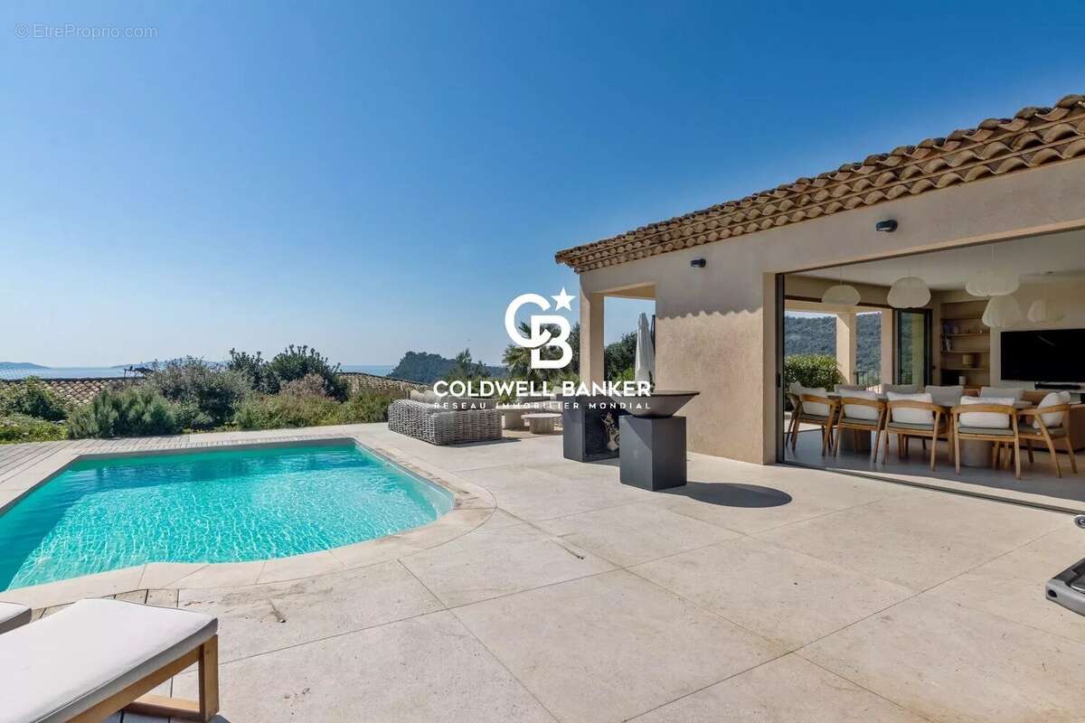 Maison à RAYOL-CANADEL-SUR-MER