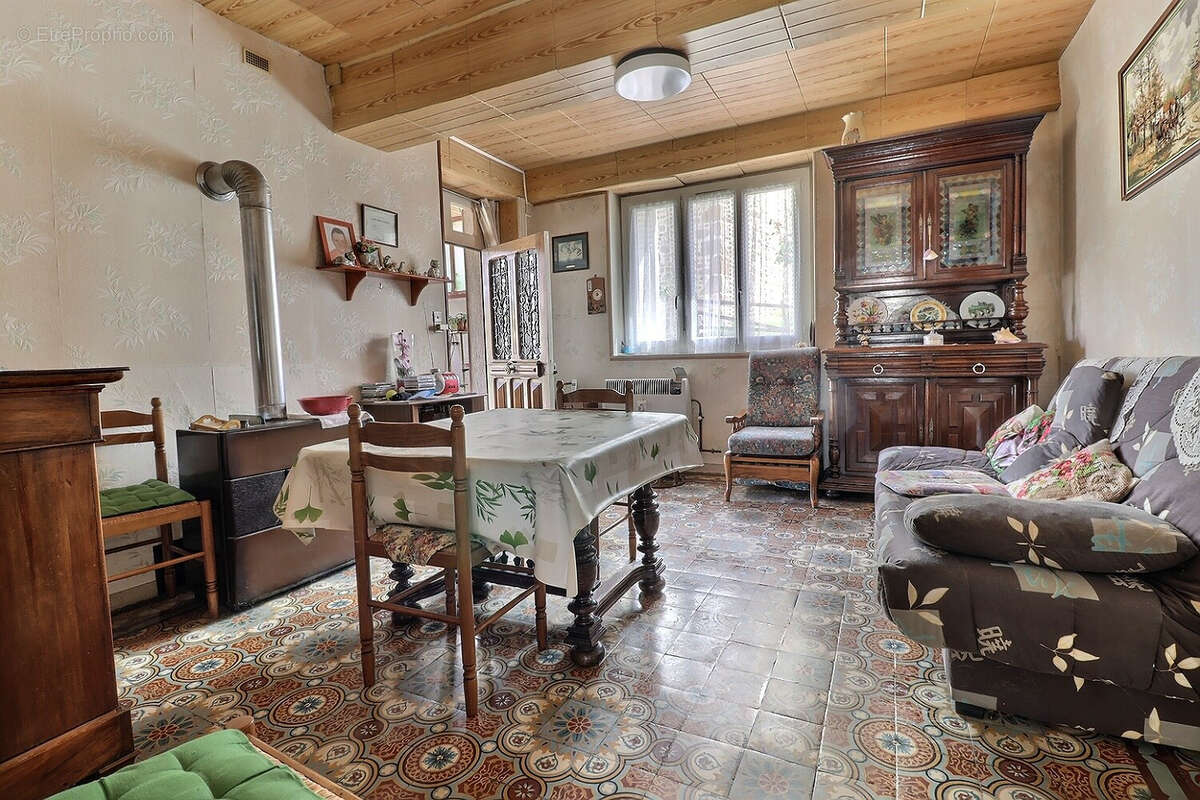 Maison à SAINT-BERAIN-SUR-DHEUNE