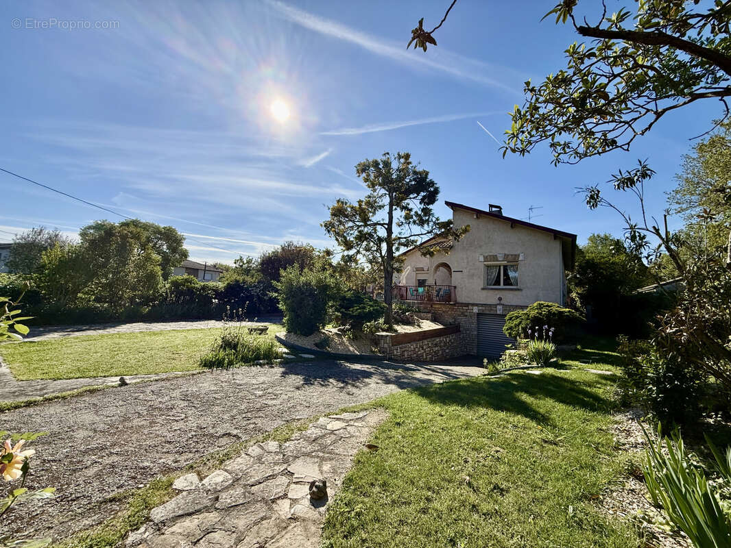 Maison à VILLENEUVE-TOLOSANE