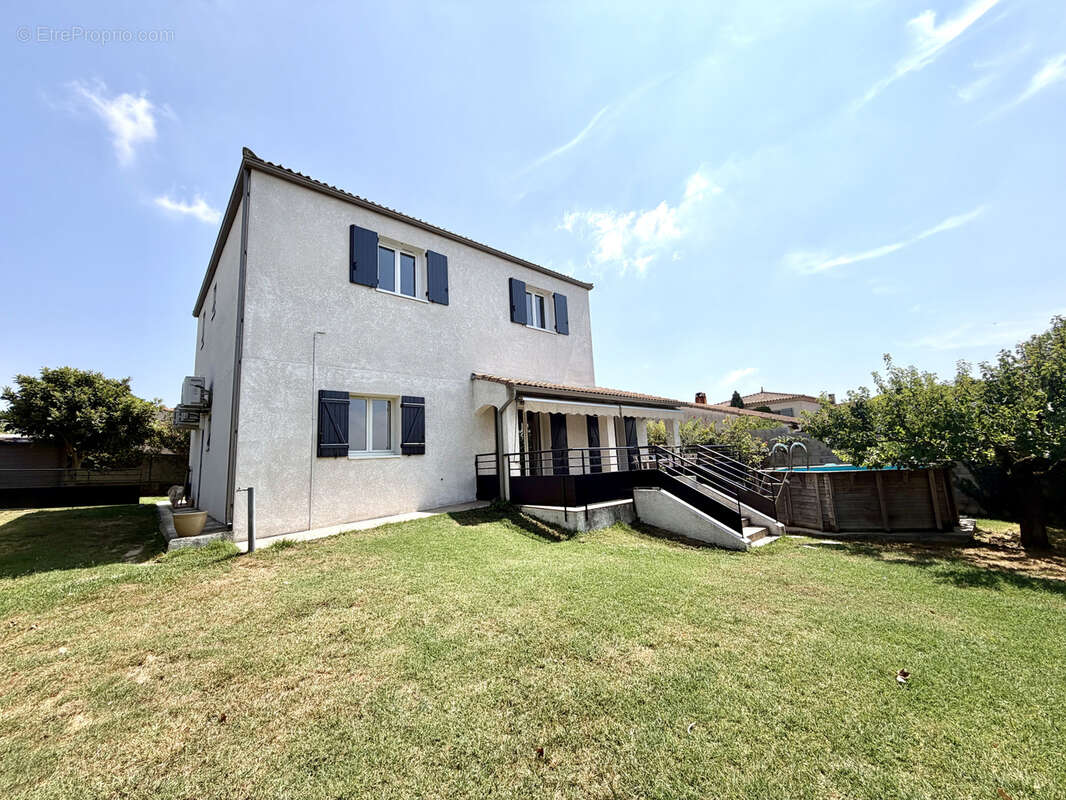 Générac, maison familiale T8 de 172m2 prête à vivre - photo 2