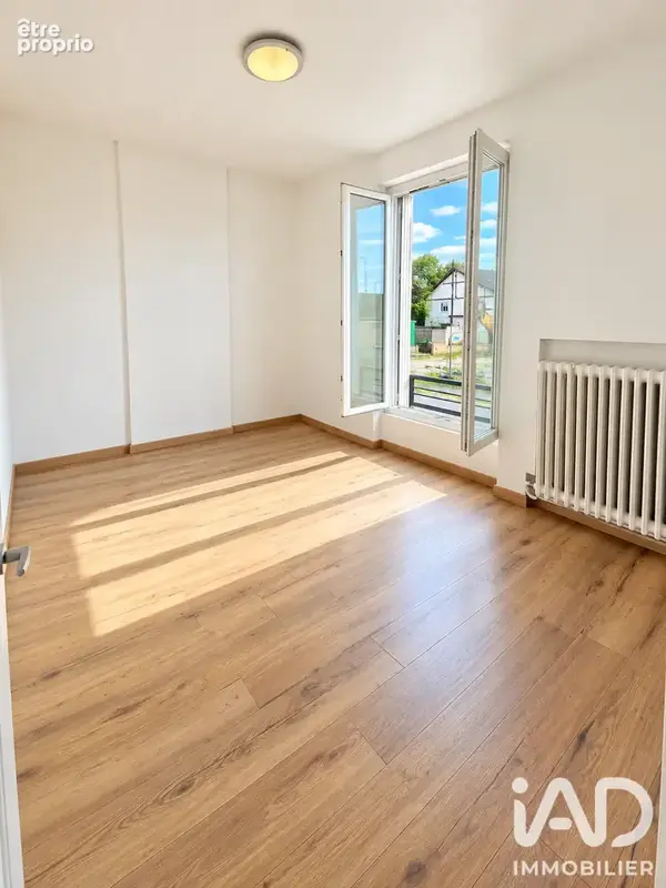 Photo 1 - Maison à LIVRY-GARGAN
