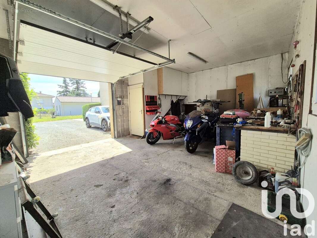 Photo 9 - Maison à SAINTE-AGATHE-LA-BOUTERESSE