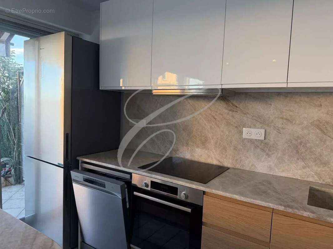 Appartement à ROQUEBRUNE-CAP-MARTIN