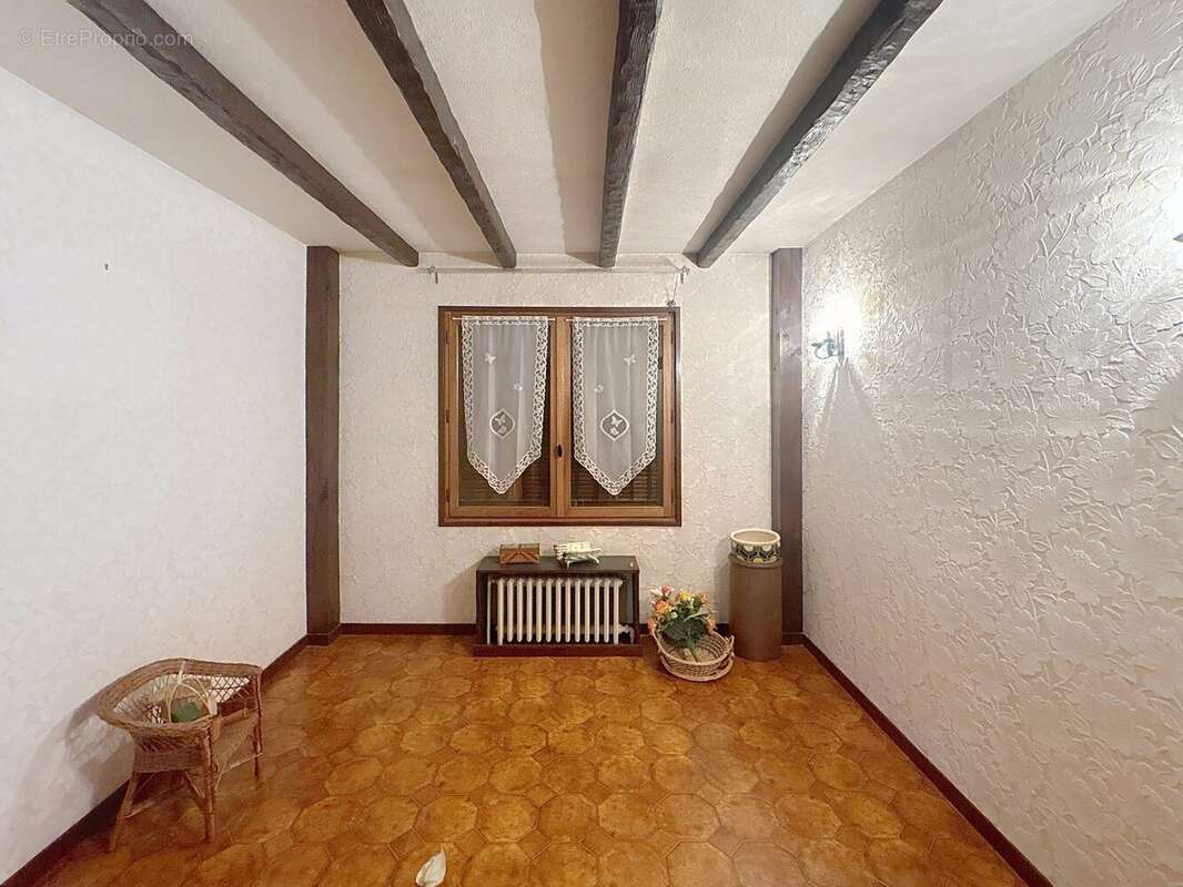 Maison à L'HAY-LES-ROSES