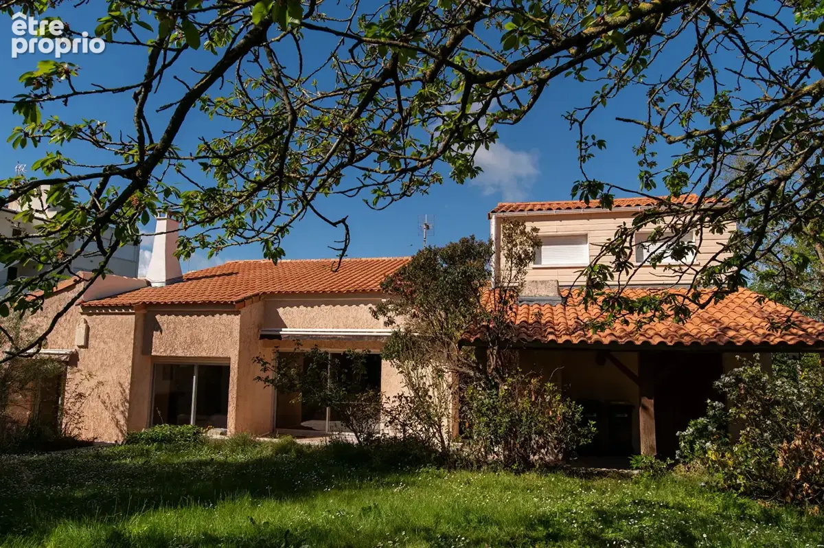 Photo Maison à Chatelaillon-Plage au prix de 950 000€
