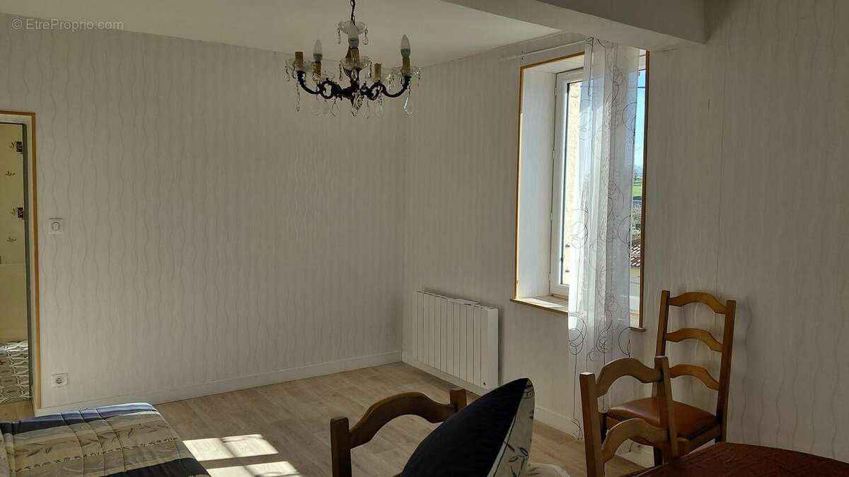 Photo 6 - Maison à LA PACAUDIERE