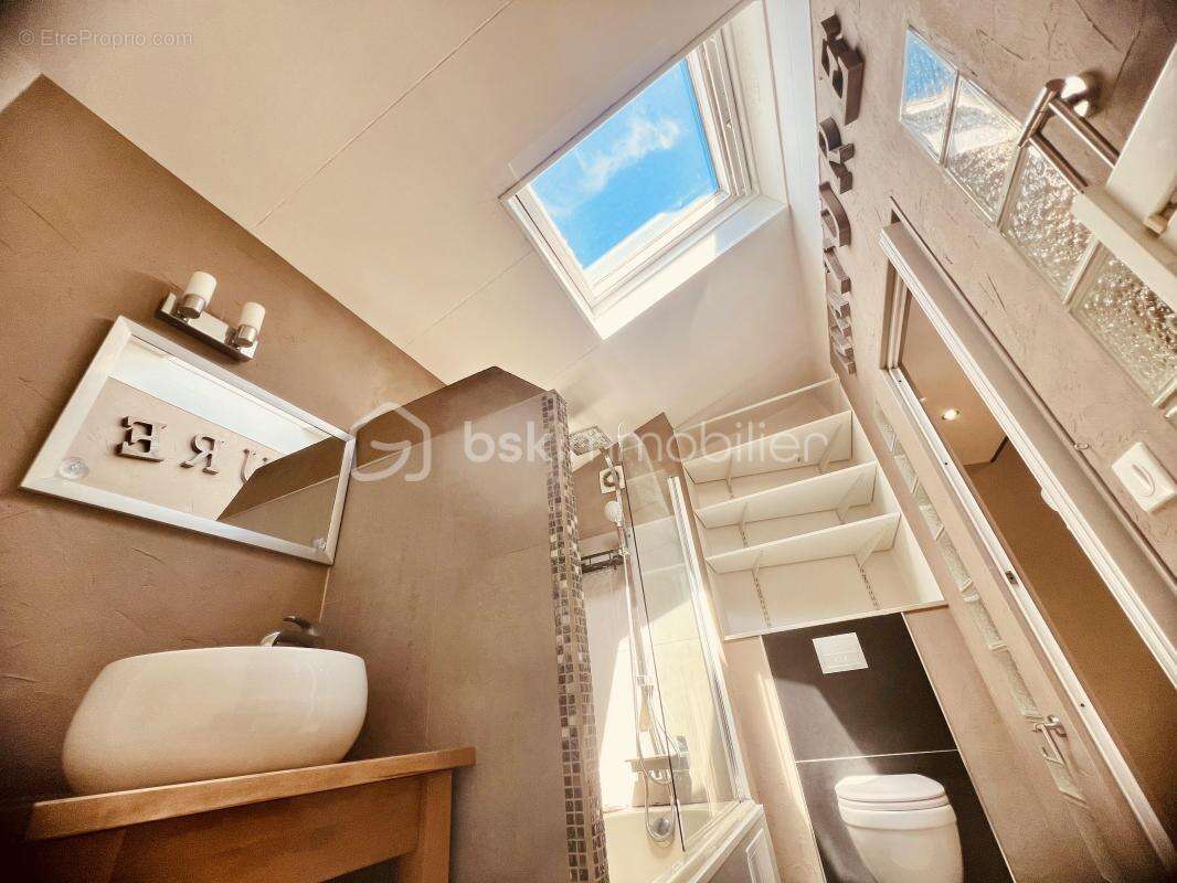 Appartement à PONTAULT-COMBAULT