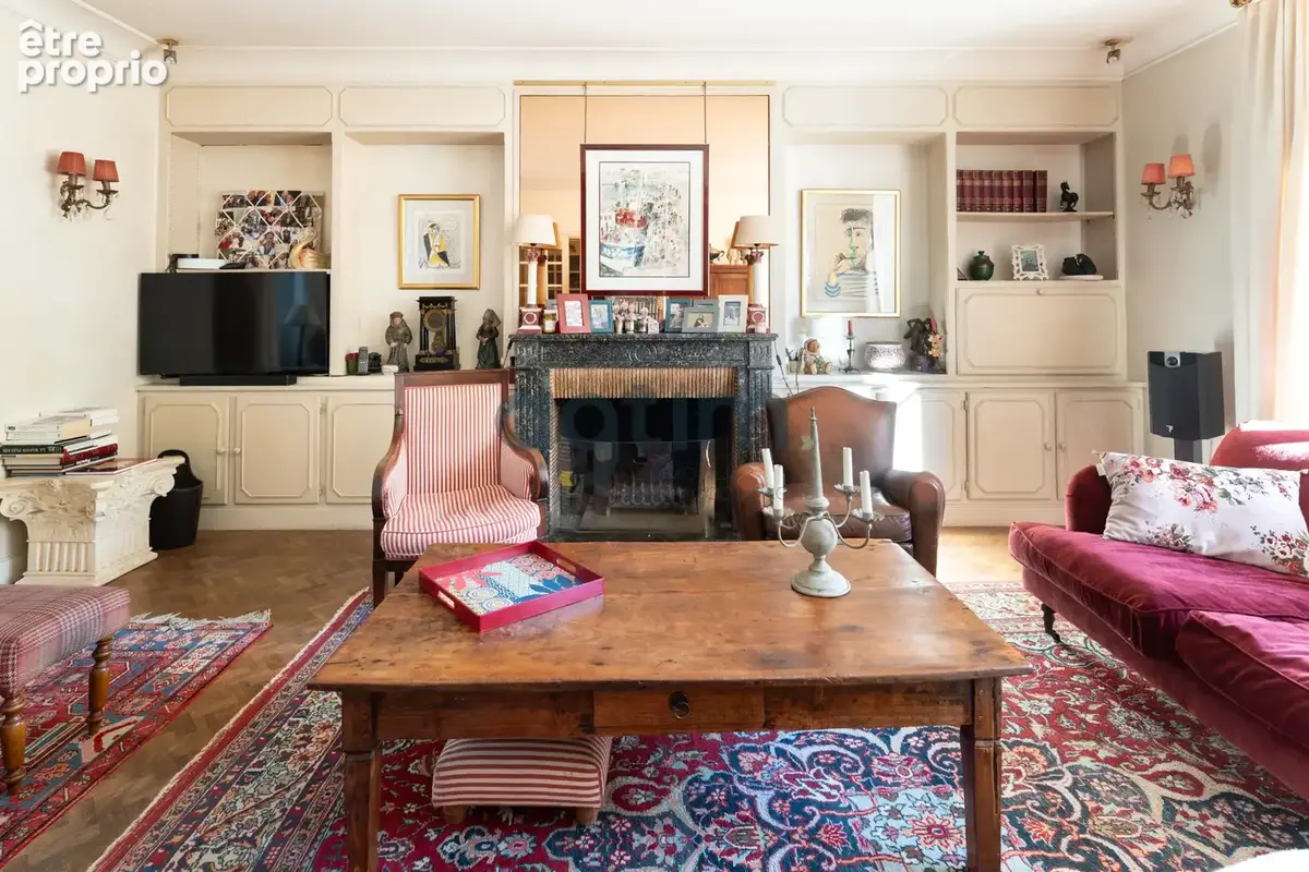 A 30 min de Nantes, centre Montaigu, maison de ville 202m2 hab, 5 chambres, garage et dépendance, terrain - photo 3
