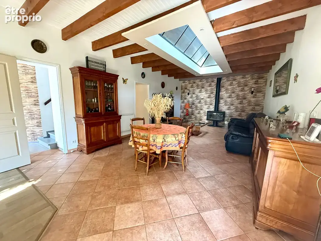 Maison de caractère  - 220 m² - 8  pieces - 5 chambres  - jardin - divisible en 2 maisons - charme et authenticité  à requista - - photo 4
