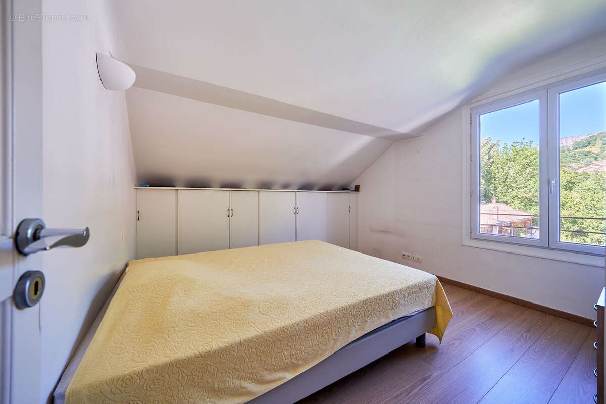 Appartement à ANNECY-LE-VIEUX