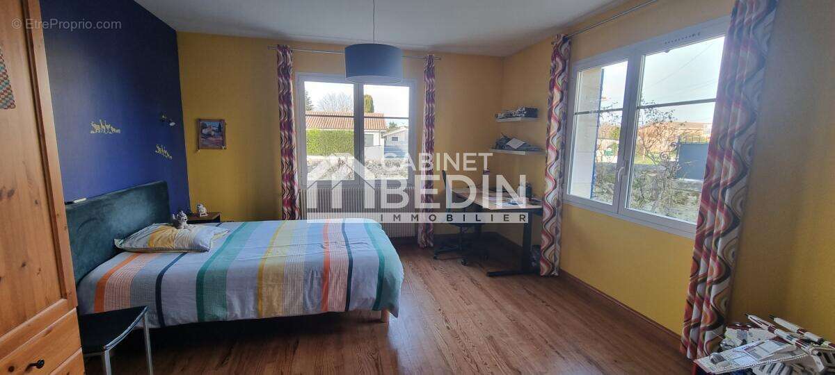 Maison à CUBZAC-LES-PONTS