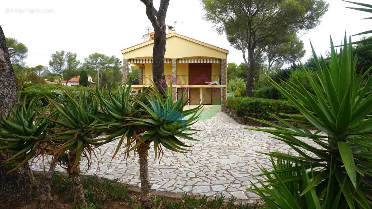 Maison à SAINT-RAPHAEL