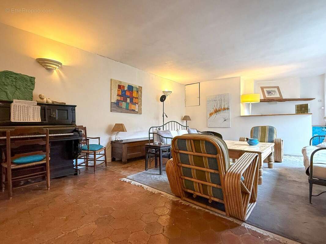 Maison à LEUVILLE-SUR-ORGE