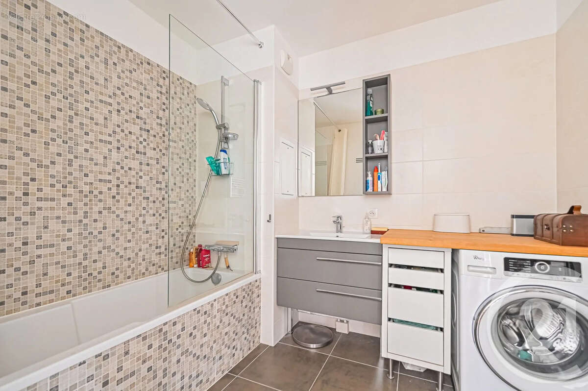 Appartement à CLICHY