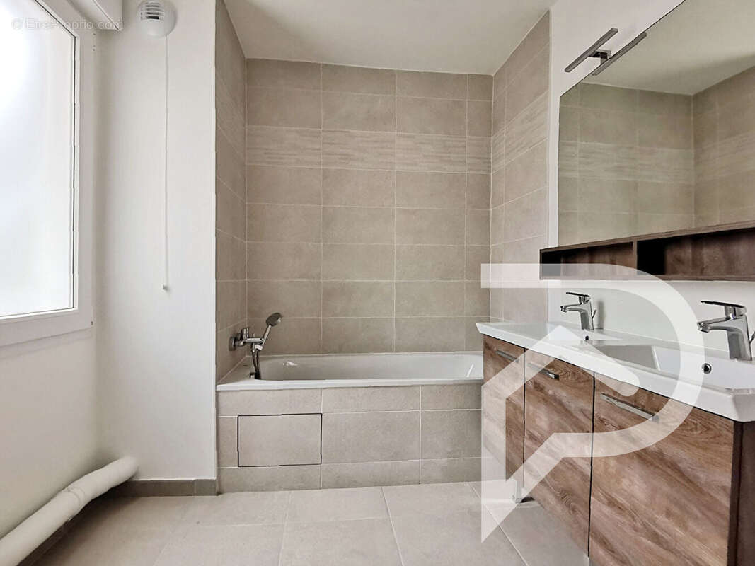 Maison à VITRY-SUR-SEINE