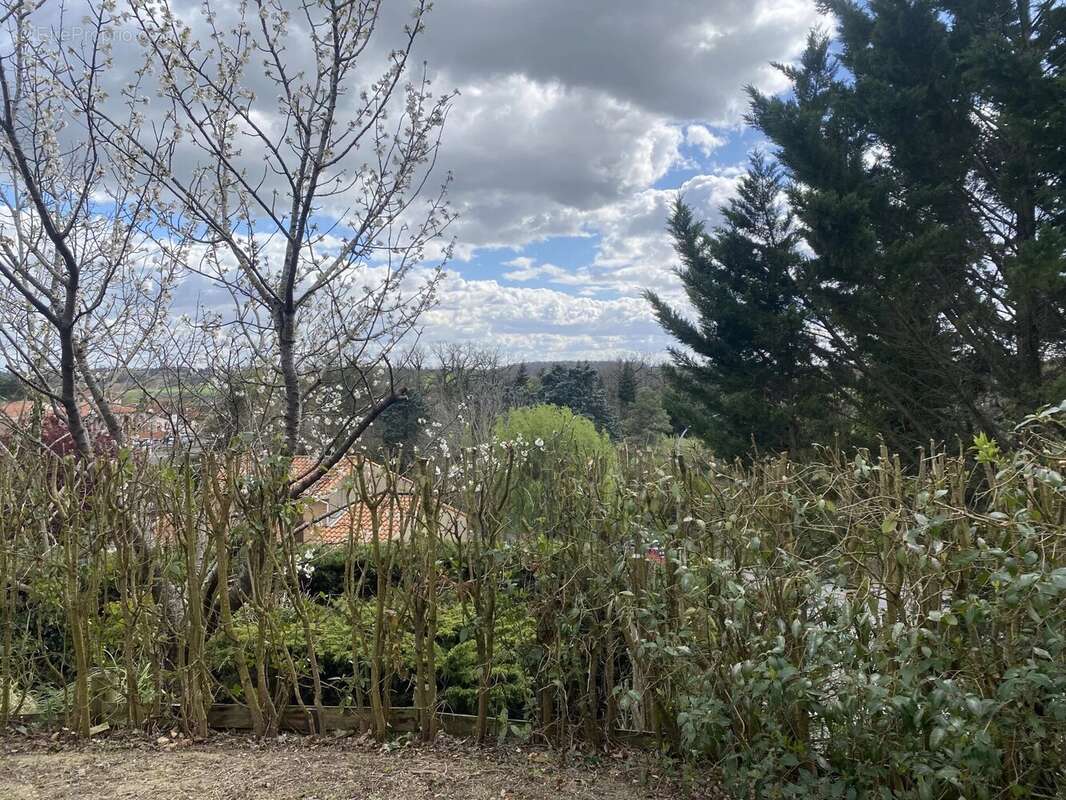 Maison à DREMIL-LAFAGE