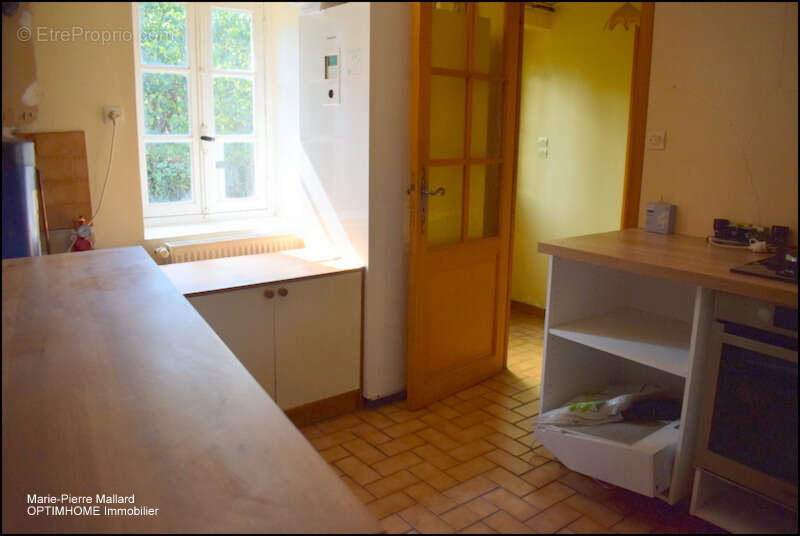 Maison à ROYERE-DE-VASSIVIERE