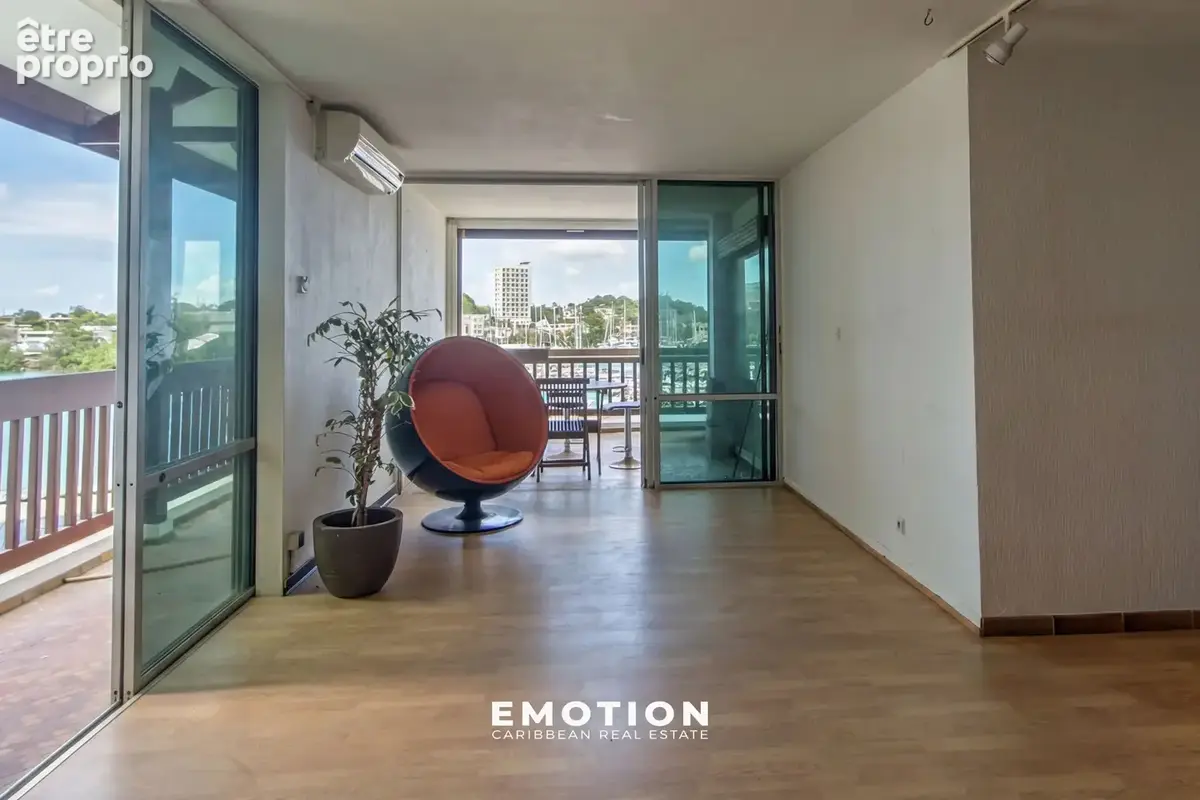 Duplex T3   80 m2 Carrez, vue marina et mer + grand box fermé de 15 m2 - photo 6