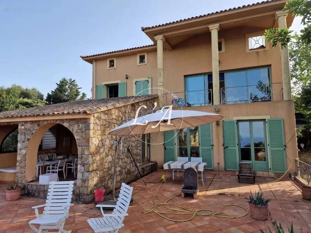 Maison à SARI-SOLENZARA