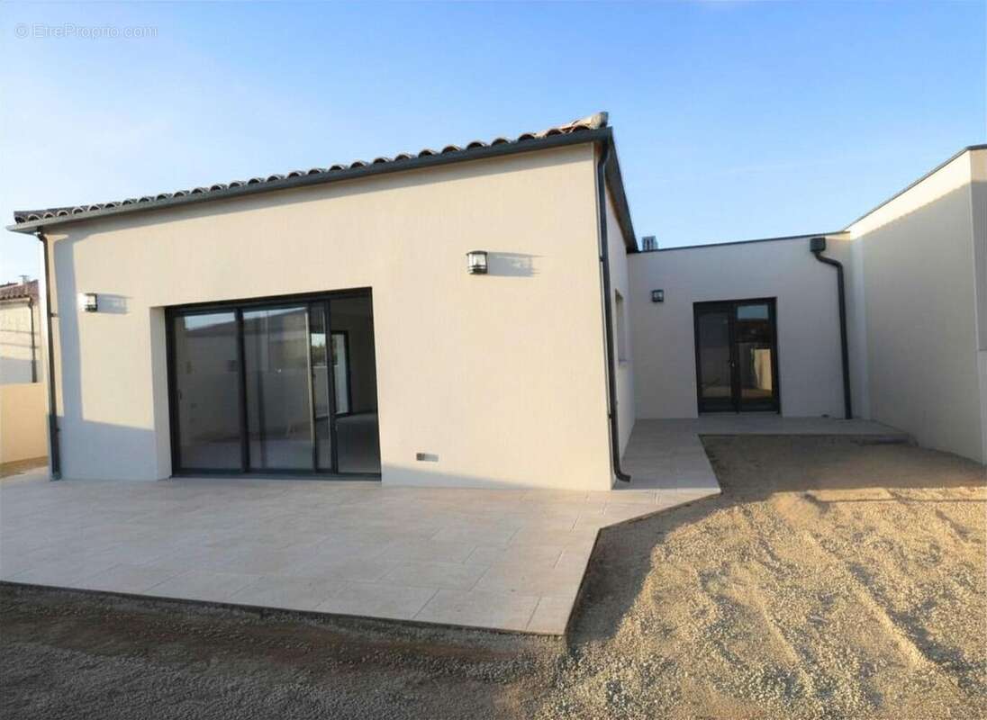 Maison 115 m² à Lezignan-Corbieres  - photo 4