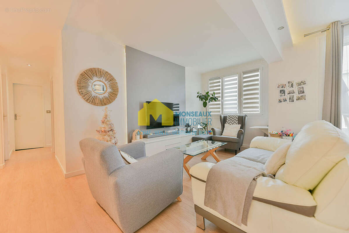 Appartement à SAINT-MICHEL-SUR-ORGE