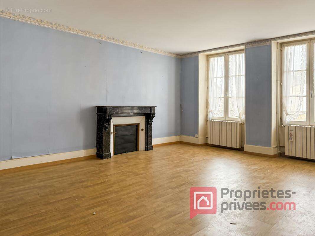 Maison Essoyes 15 pièce(s) 400 m2 - photo 10