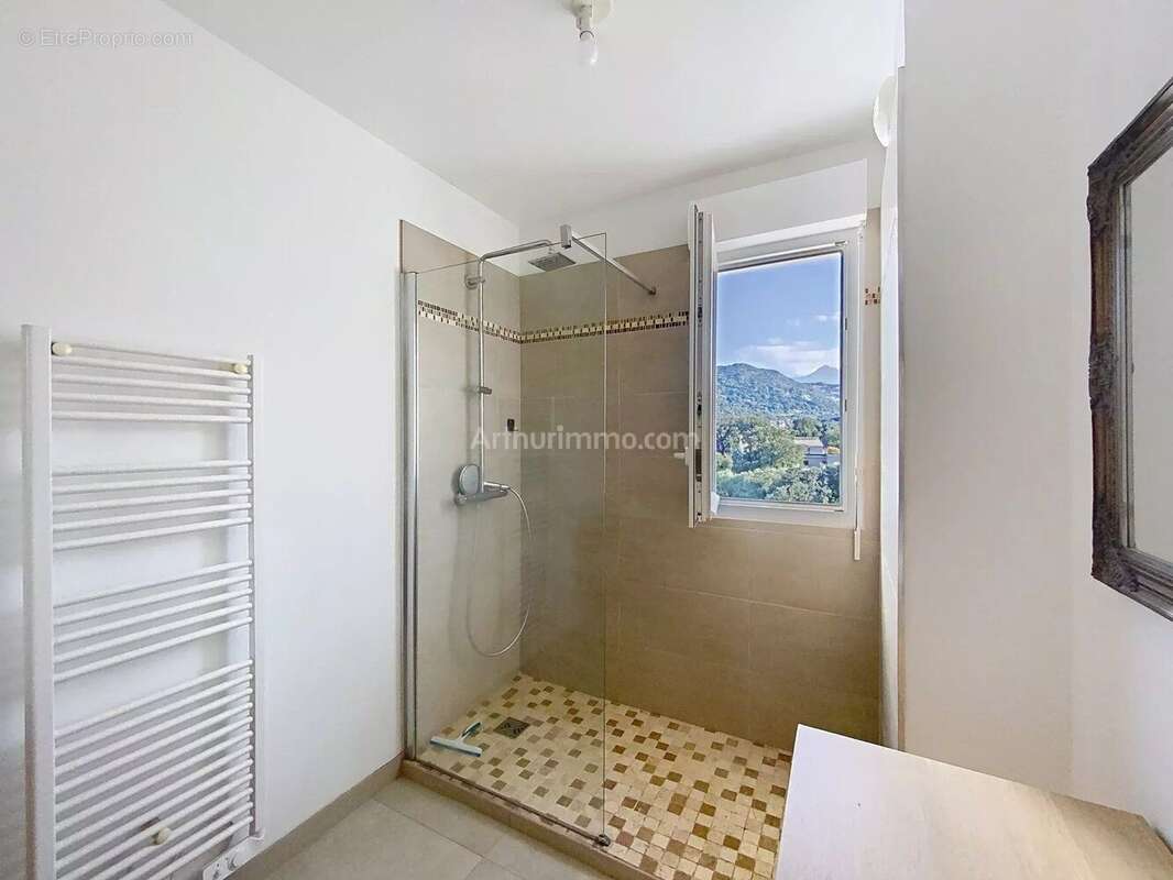 Appartement à L'ILE-ROUSSE