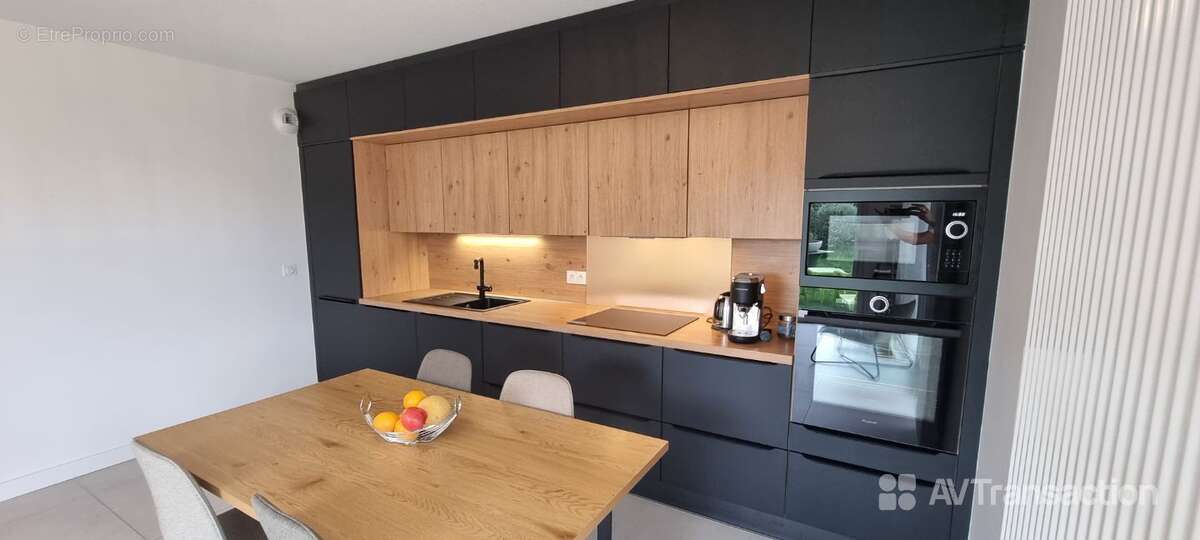 Appartement à ANGRESSE