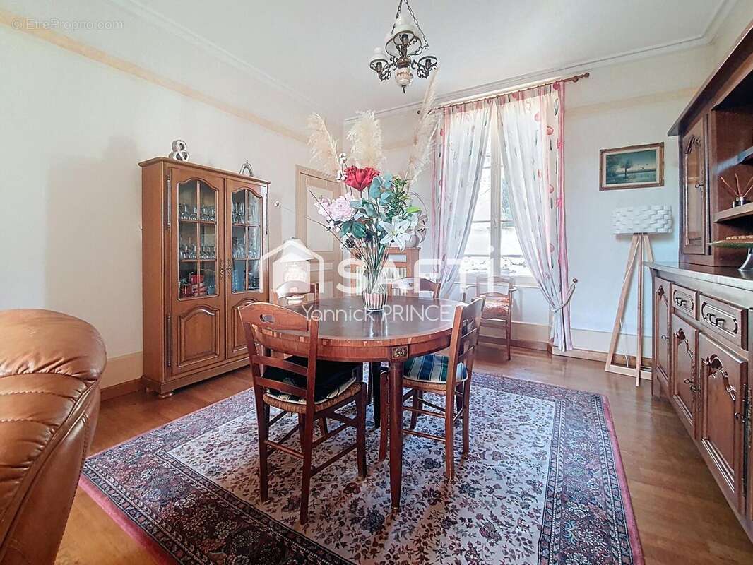 Photo 3 - Maison à PONT-SUR-YONNE