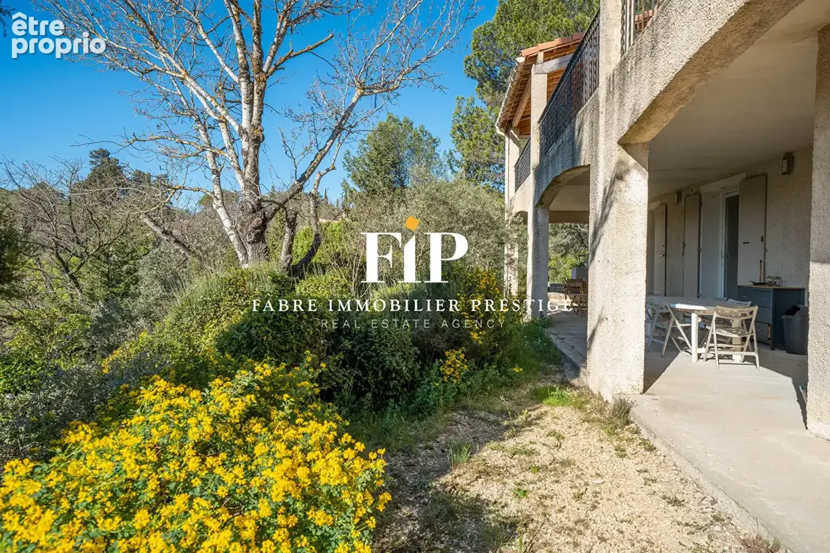 À 2 km du centre d'Aix ? Maison 250 m² , 10 pièces, avec vue - photo 17