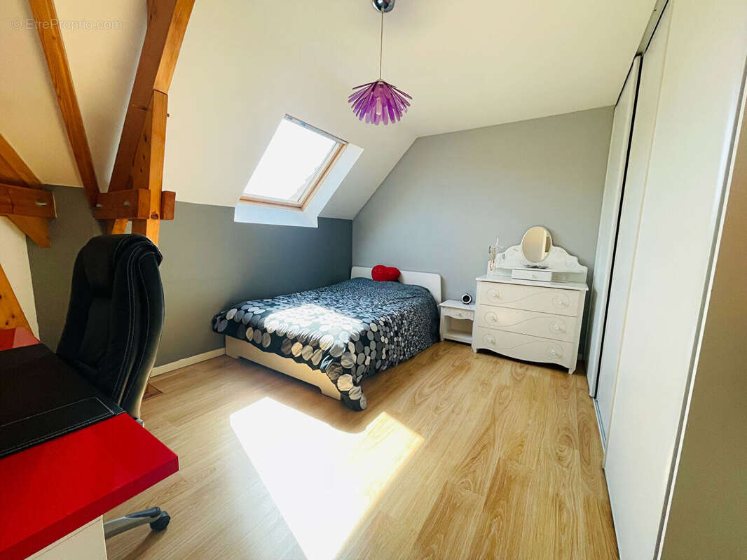 Maison à SARTROUVILLE